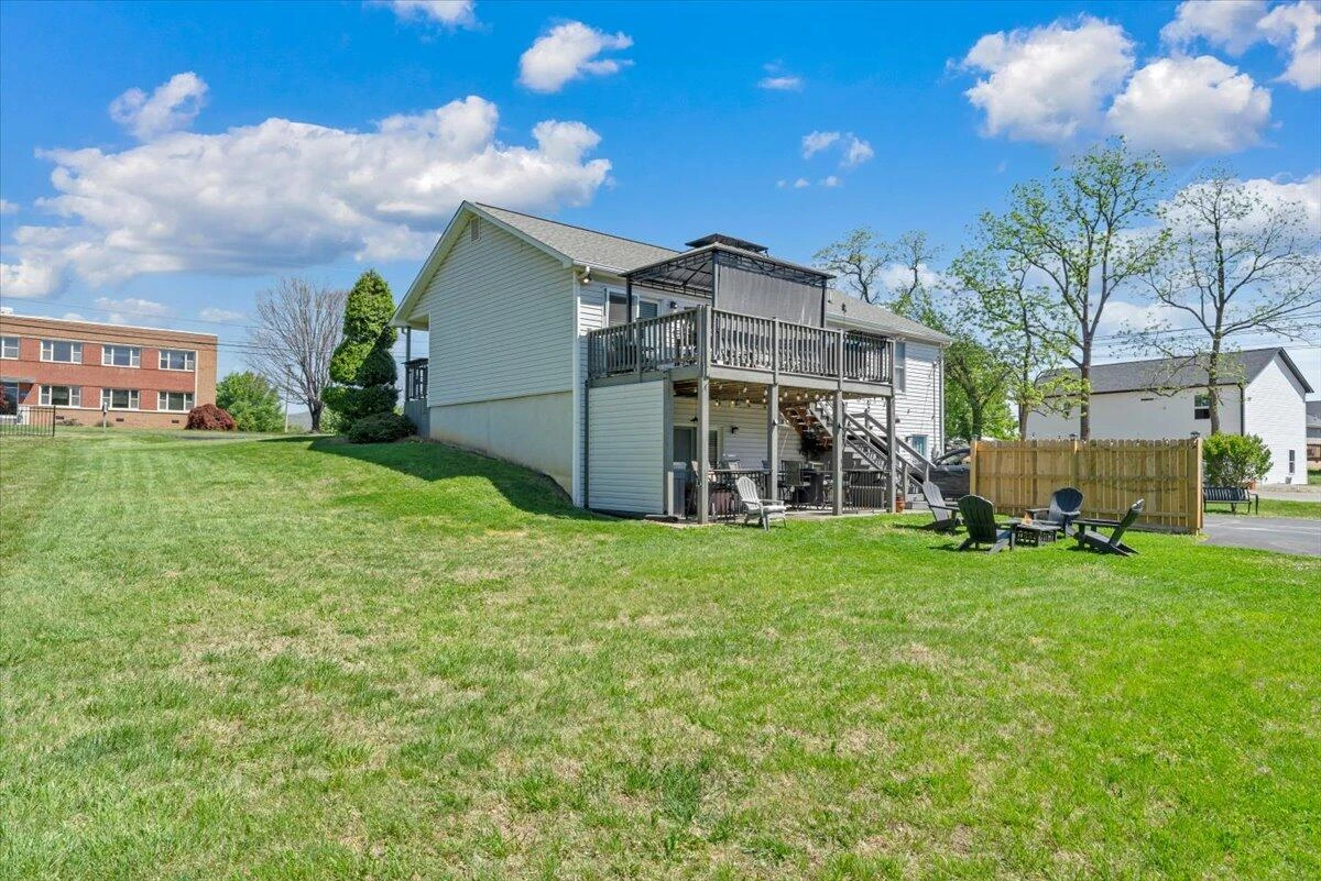 728 HARRISON AVE - Photo 48