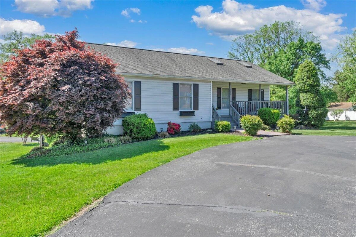 728 HARRISON AVE - Photo 51