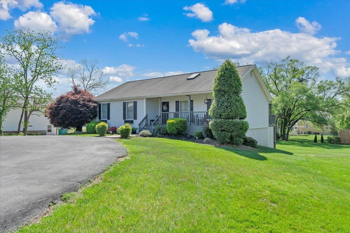 728 HARRISON AVE - Photo 54