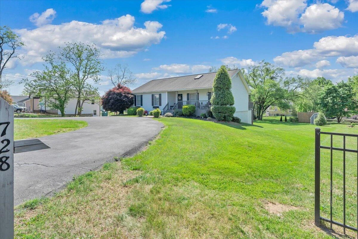728 HARRISON AVE - Photo 55