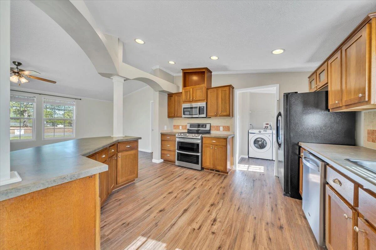 3767 Bandy RD - Photo 10
