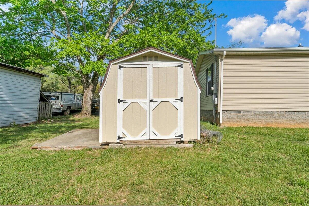 3767 Bandy RD - Photo 43