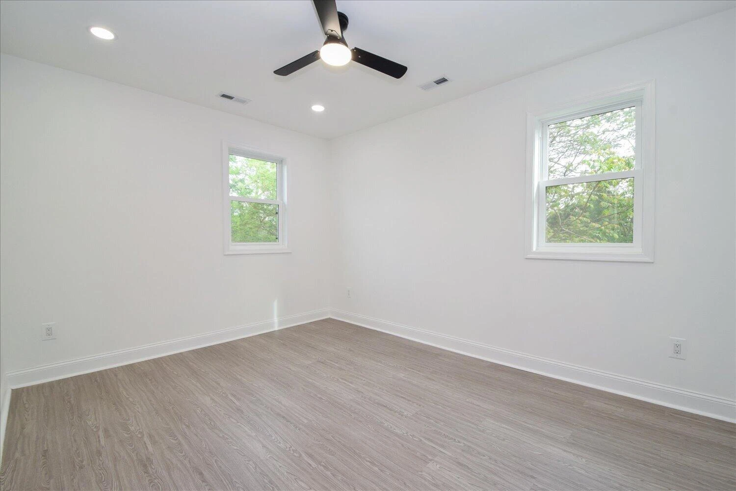 1530 Lafayette BLVD NW - Photo 20