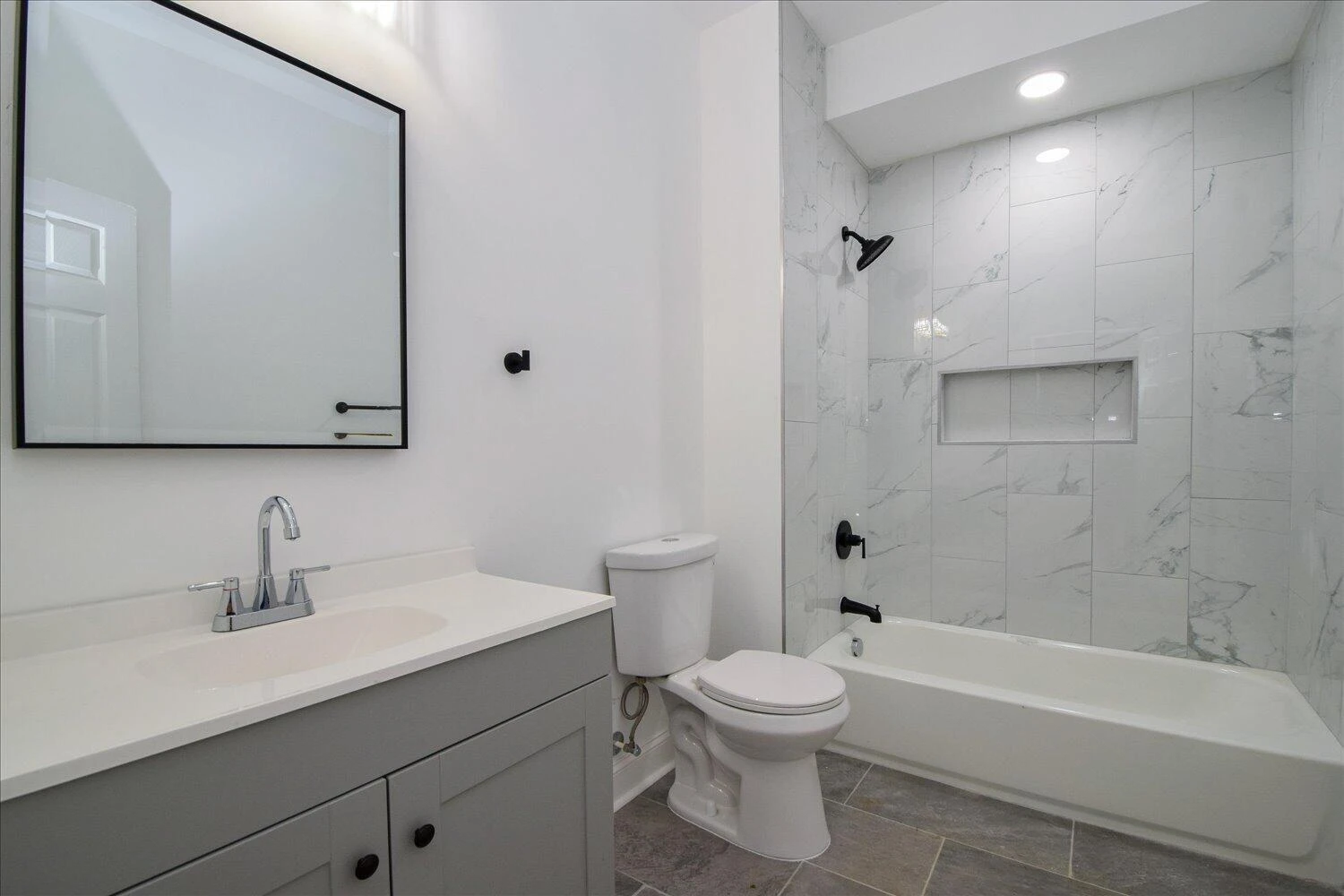 1530 Lafayette BLVD NW - Photo 4