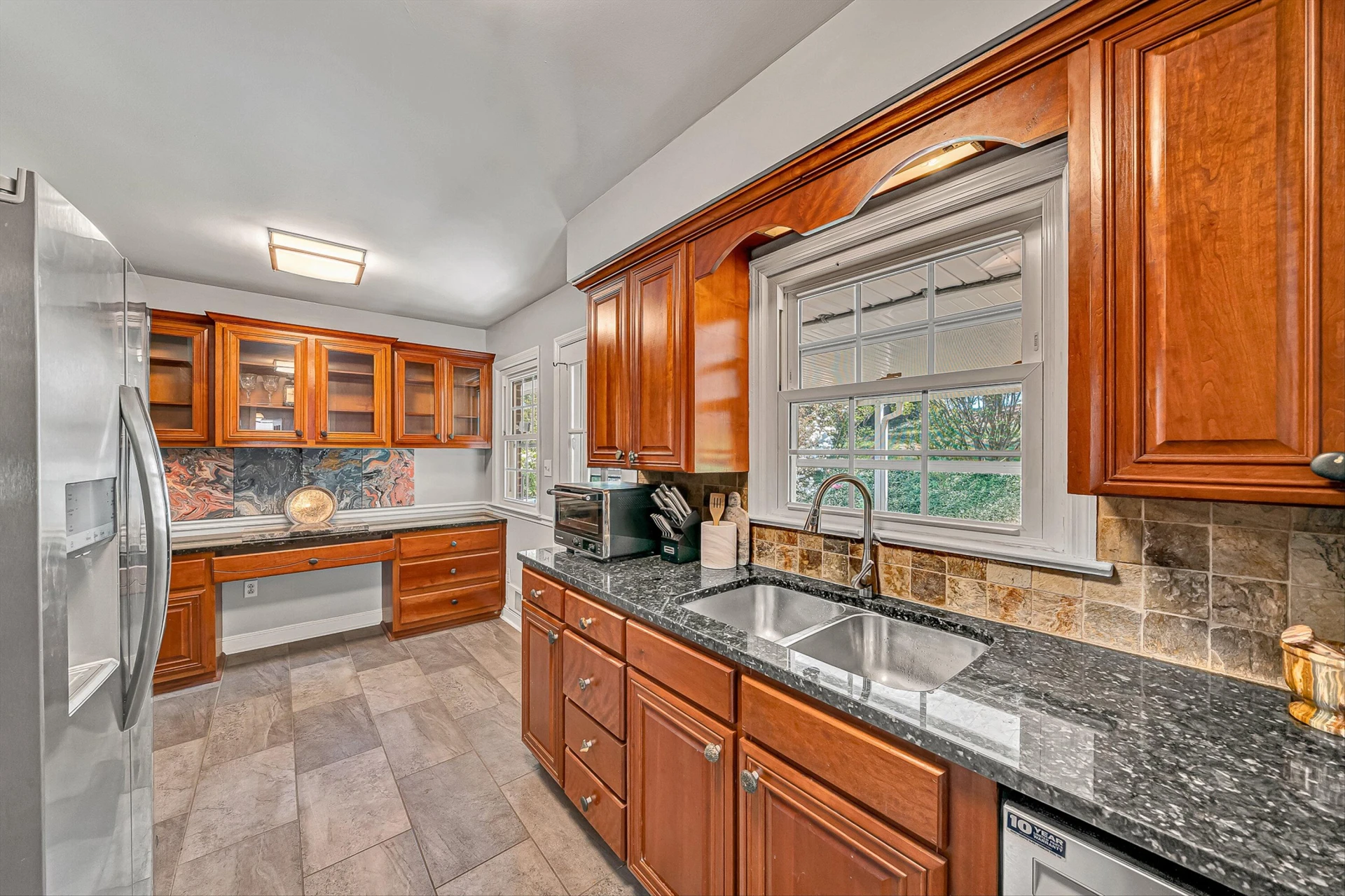 4824 Brookwood DR - Photo 10
