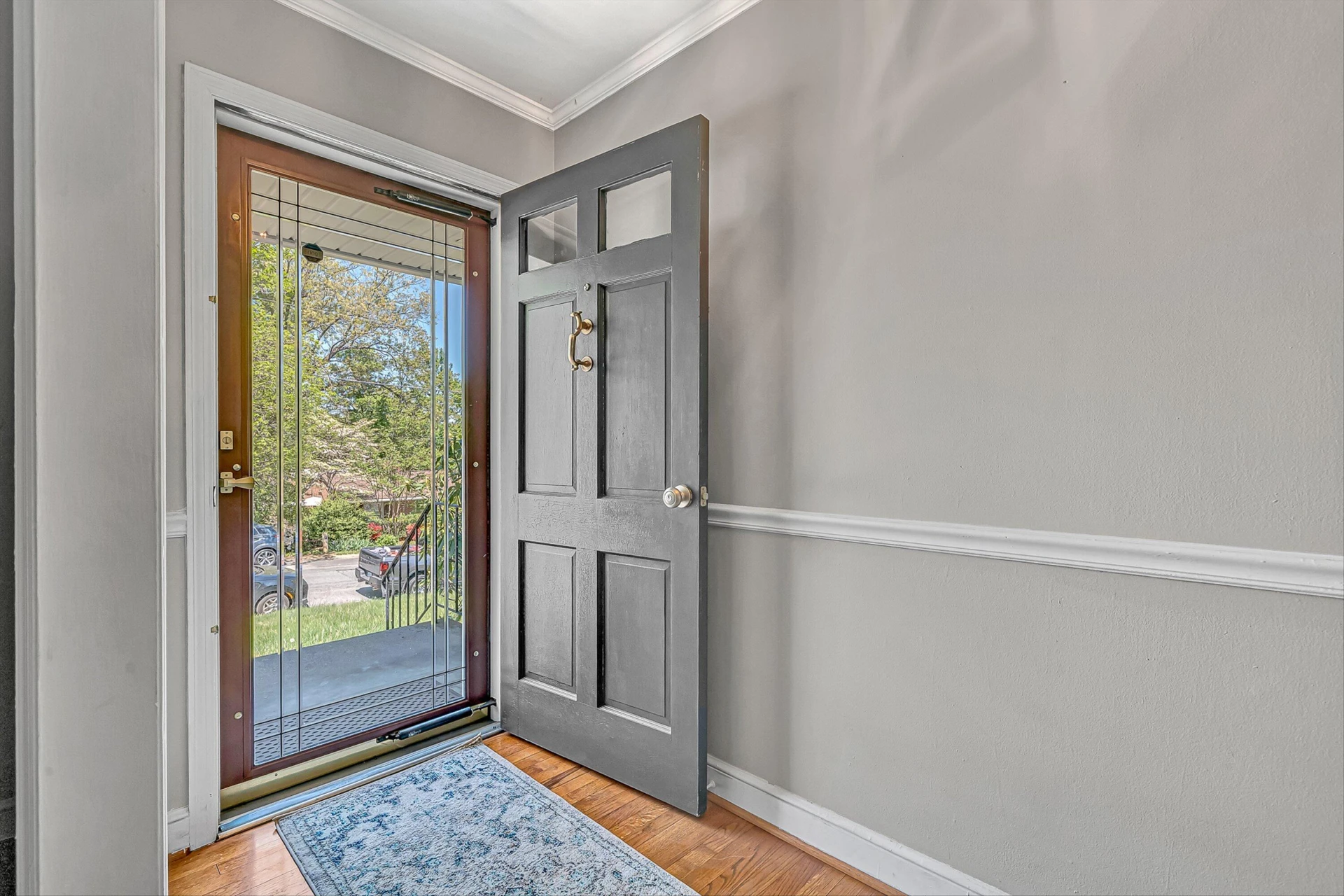 4824 Brookwood DR - Photo 3
