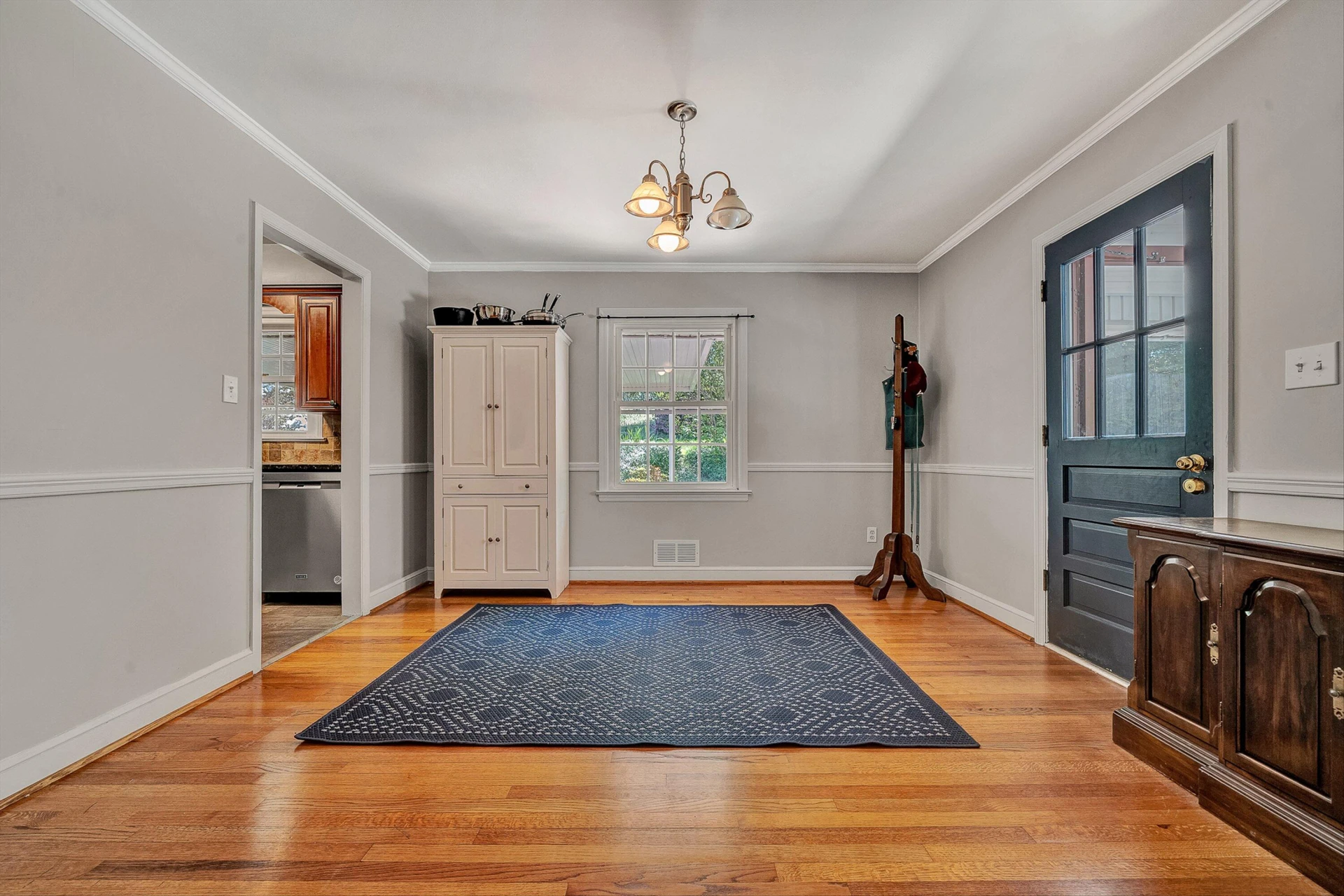 4824 Brookwood DR - Photo 6