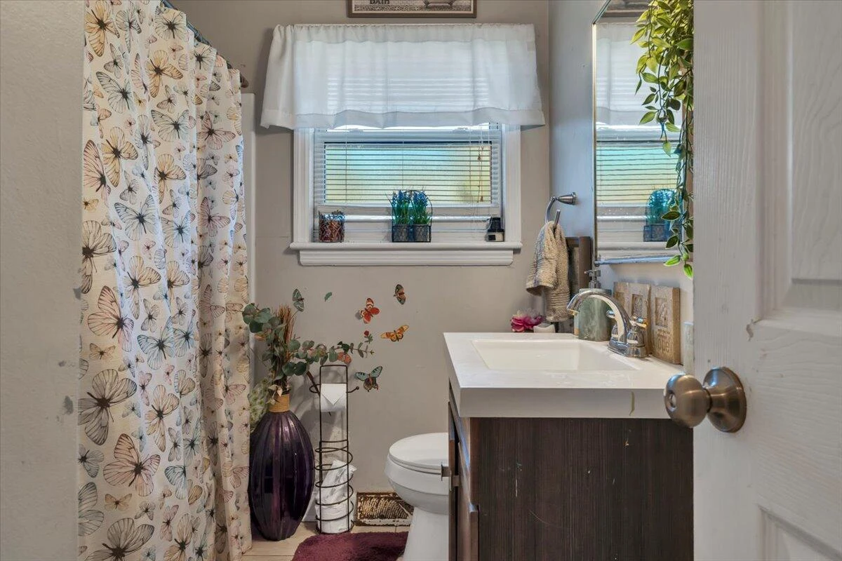 212 Nancy DR NW - Photo 13