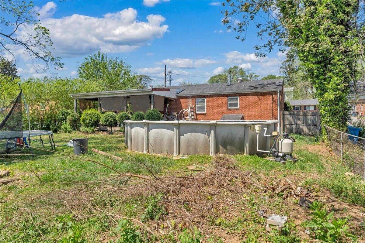 212 Nancy DR NW - Photo 25