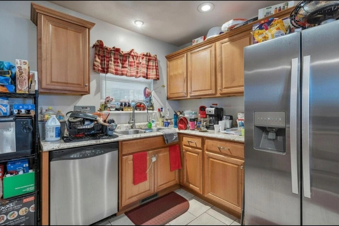 212 Nancy DR NW - Photo 9
