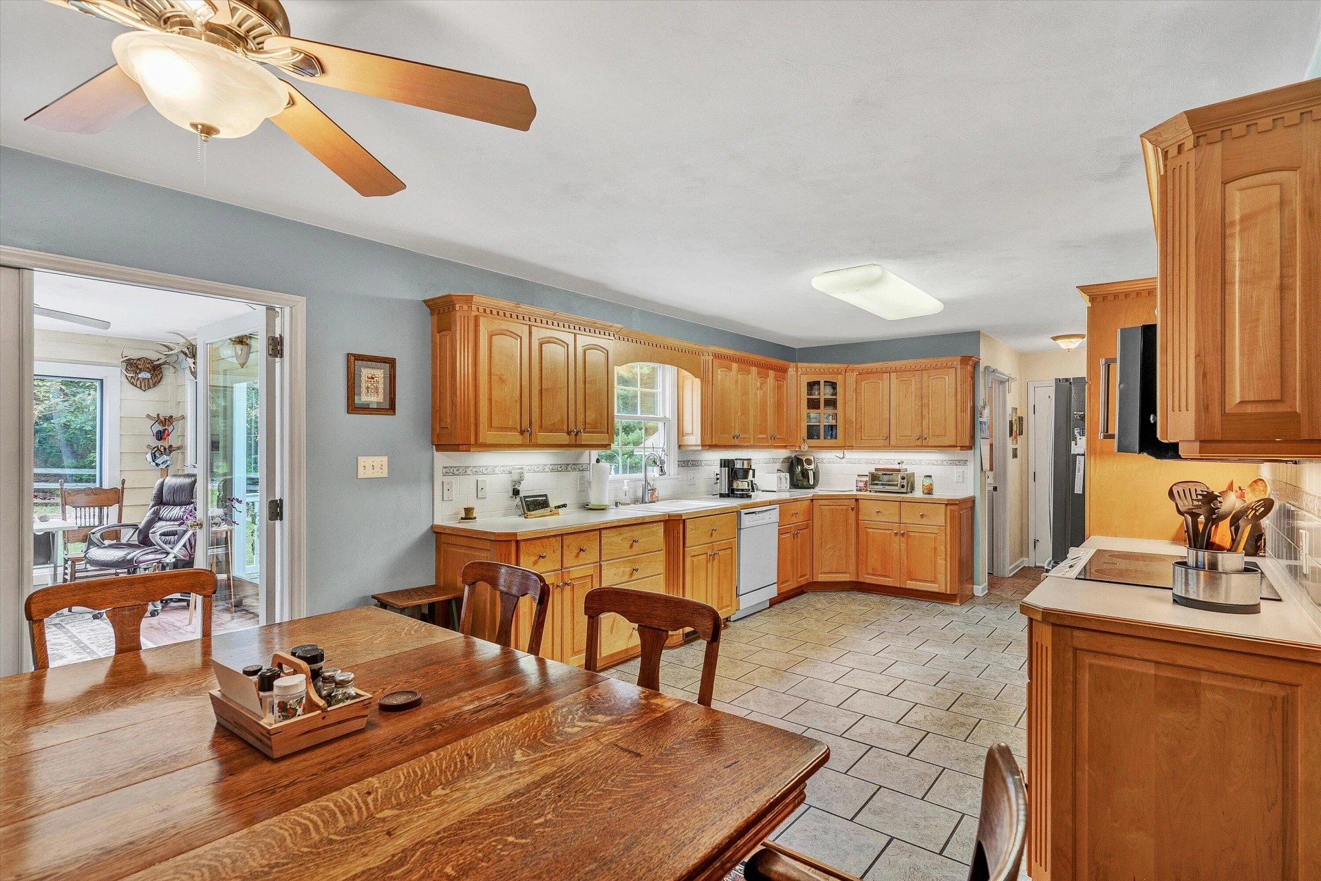 230 Wedgewood DR - Photo 13