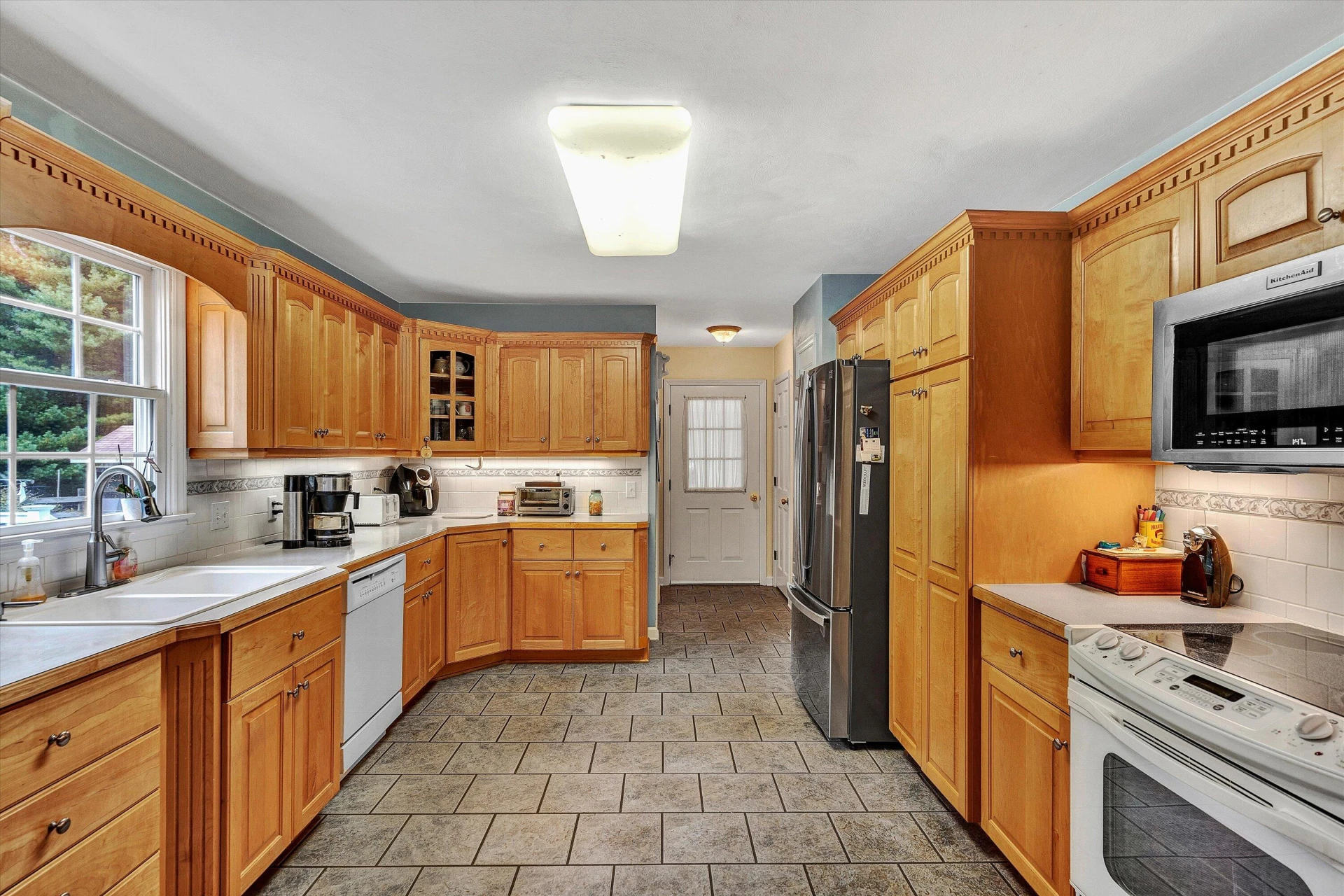 230 Wedgewood DR - Photo 14