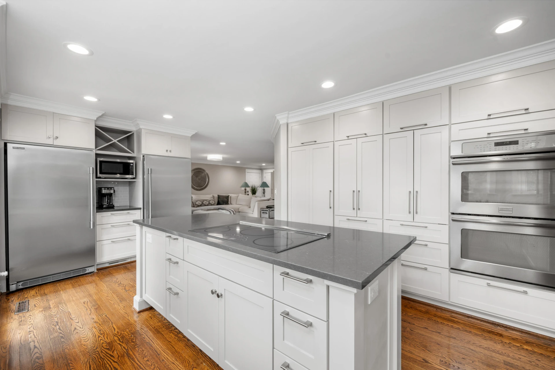 344 Stonelea DR - Photo 16