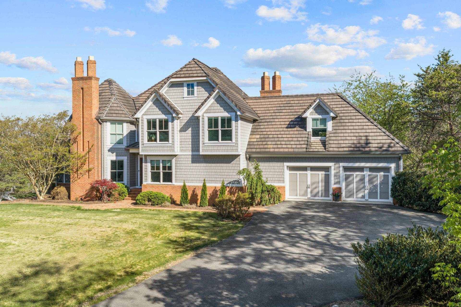 344 Stonelea DR - Photo 2
