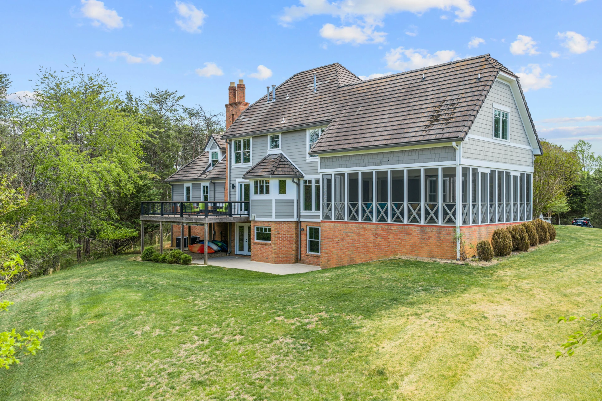 344 Stonelea DR - Photo 3