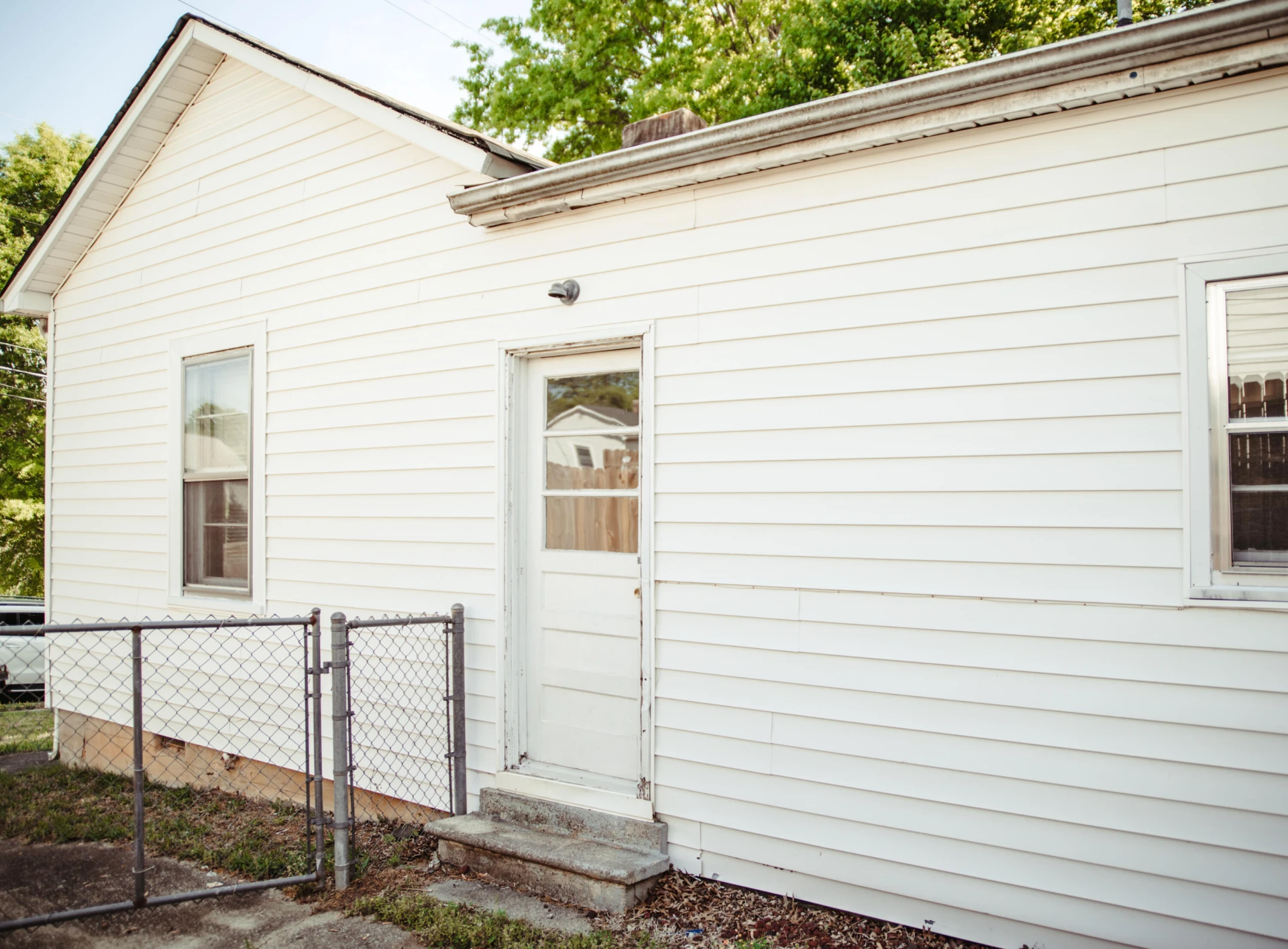 729 Hughes ST - Photo 13