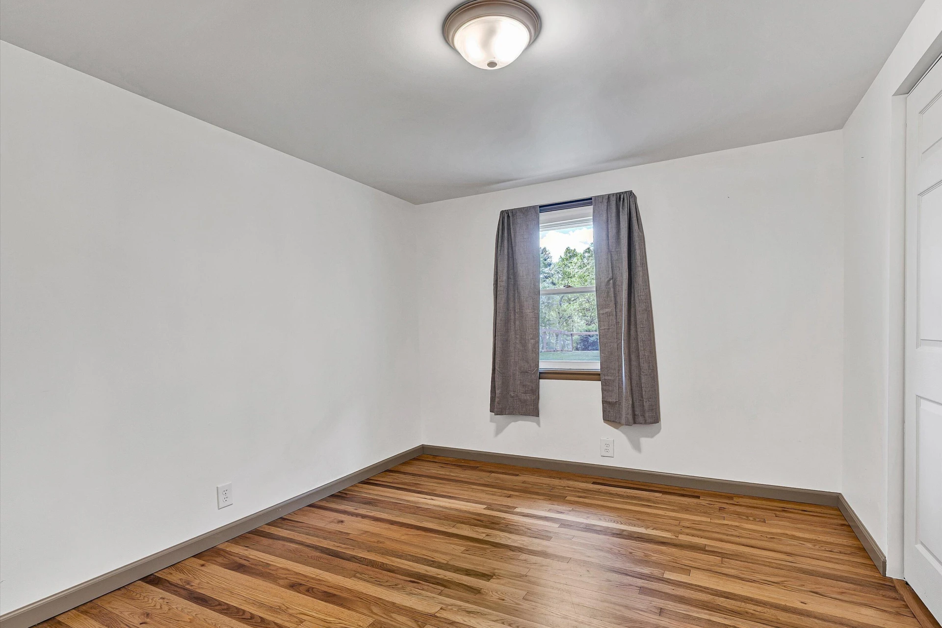 402 Harmony RD - Photo 18