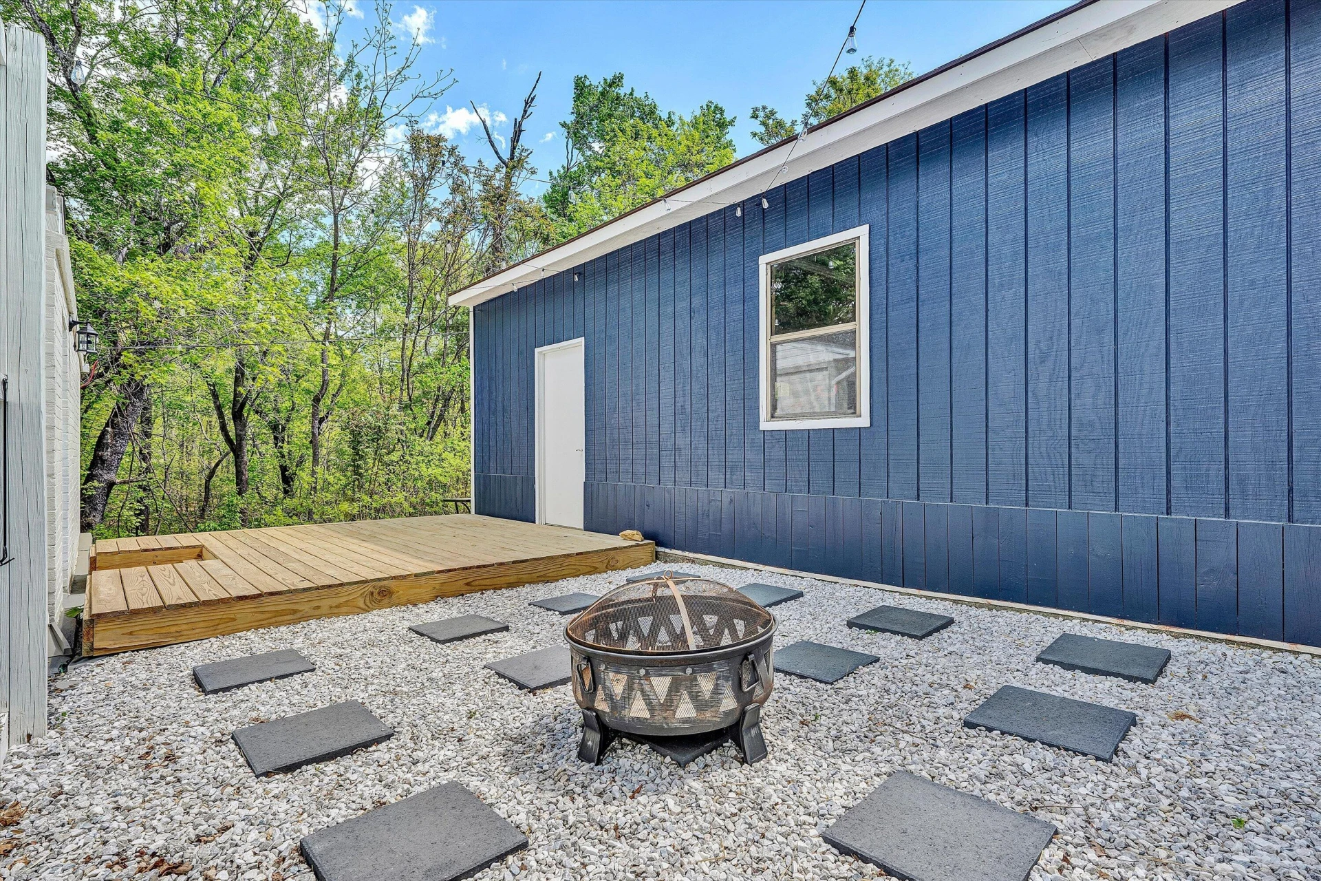 402 Harmony RD - Photo 8