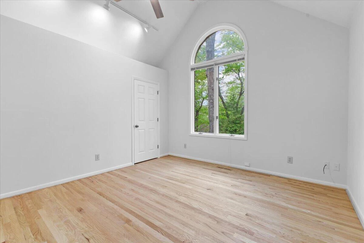 5751 Cox Hopkins RD - Photo 27