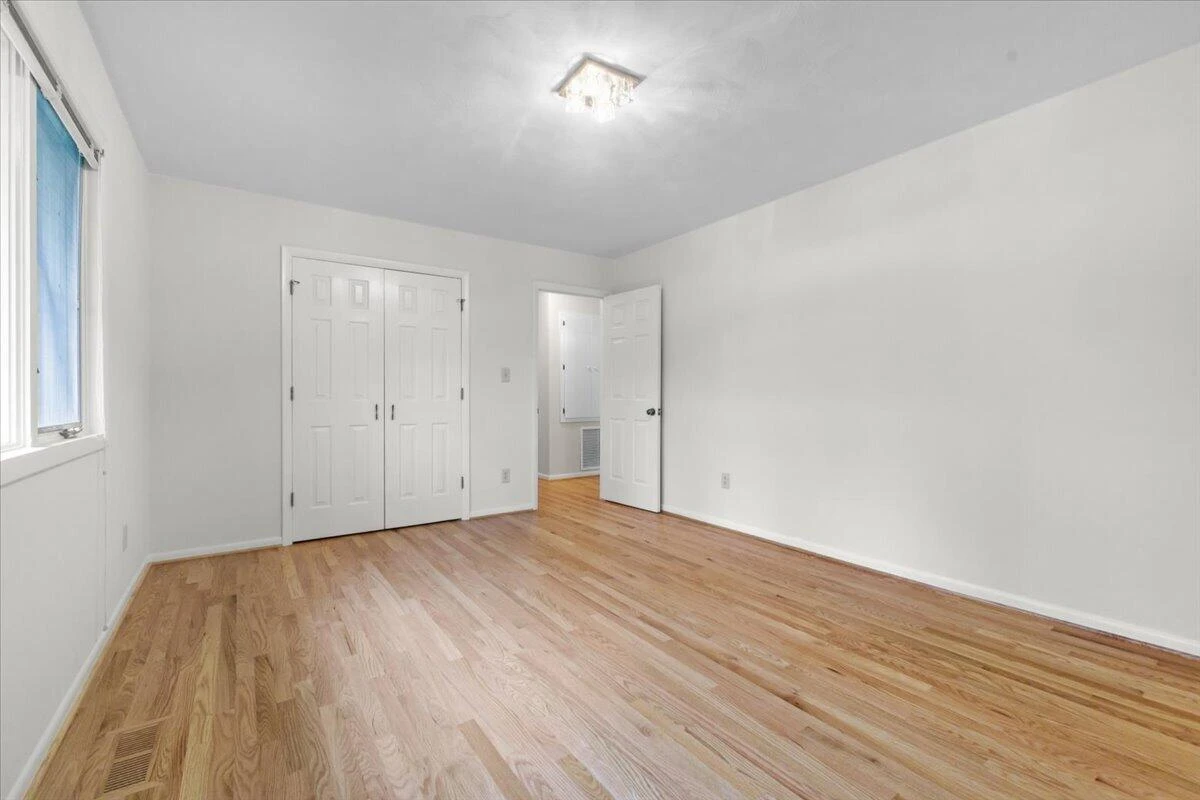 5751 Cox Hopkins RD - Photo 33
