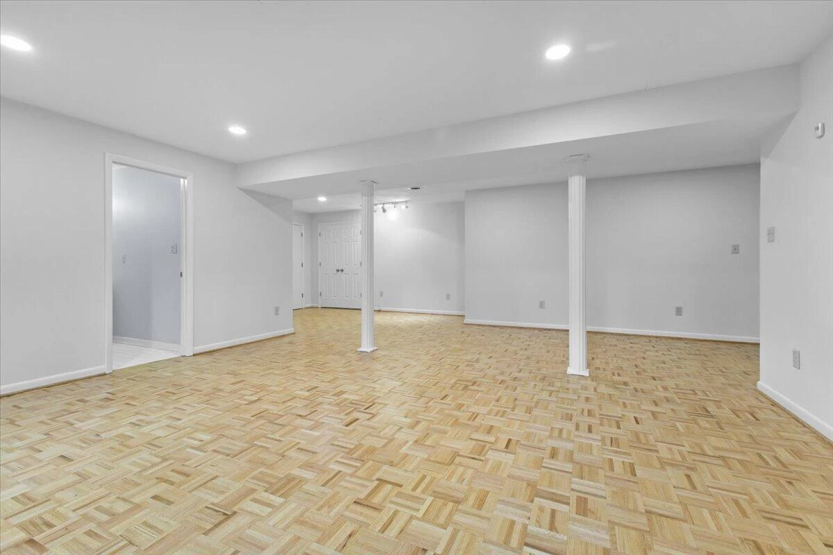 5751 Cox Hopkins RD - Photo 36