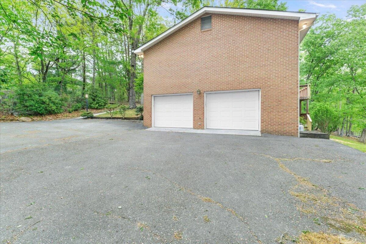 5751 Cox Hopkins RD - Photo 51