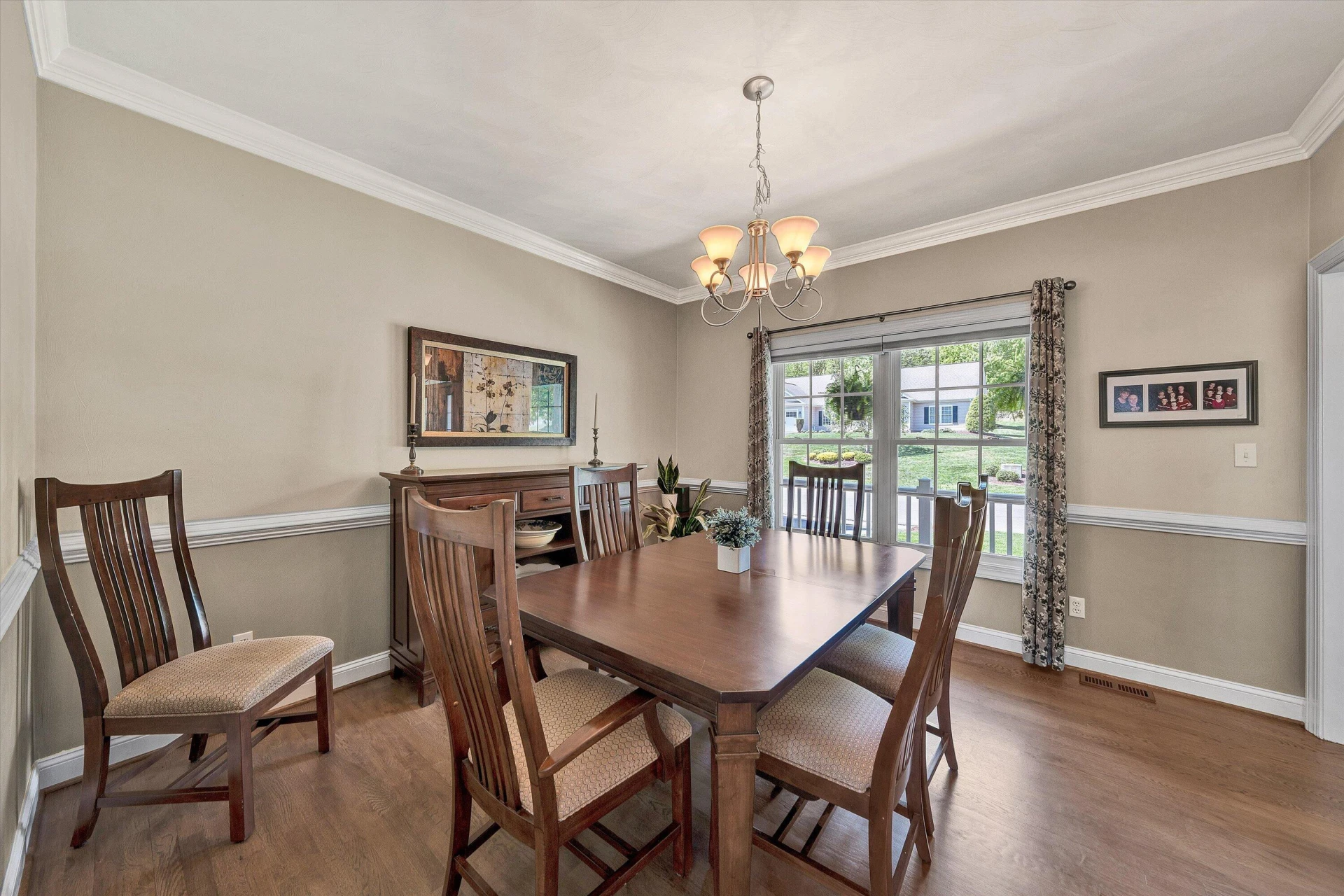 6210 Crumpacker DR - Photo 16