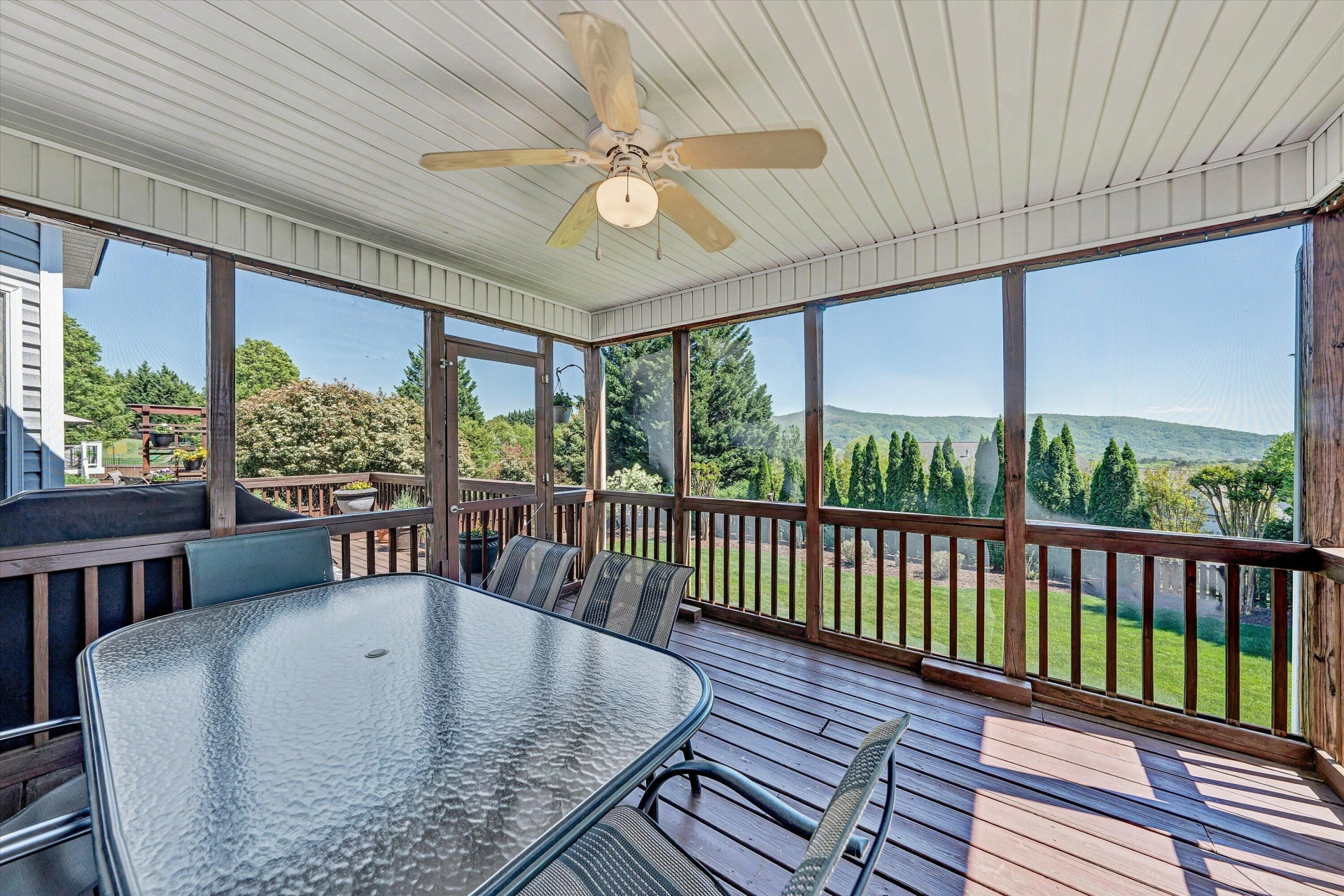 6210 Crumpacker DR - Photo 22