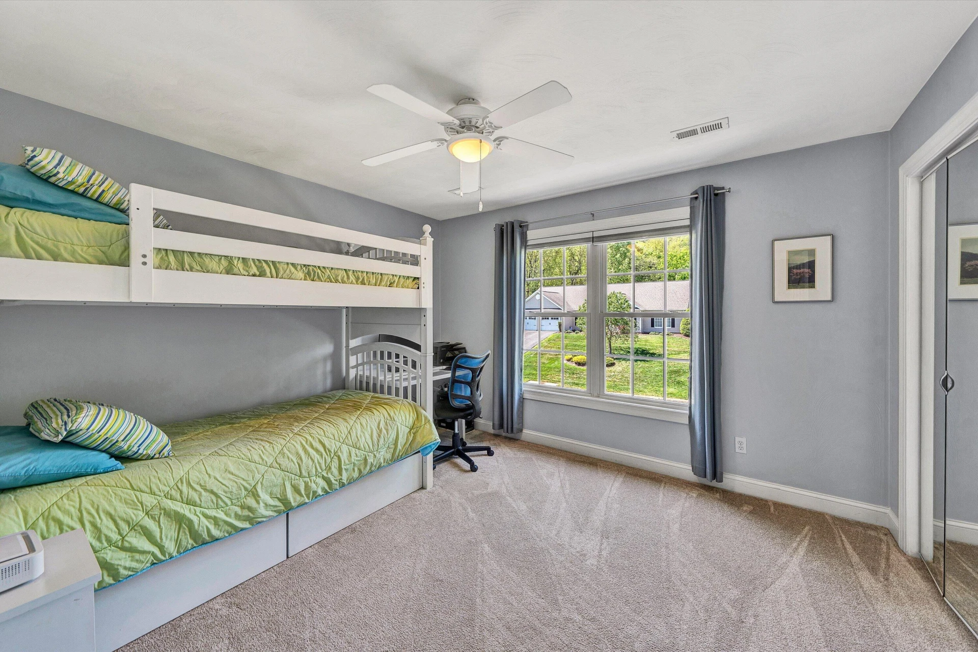 6210 Crumpacker DR - Photo 37