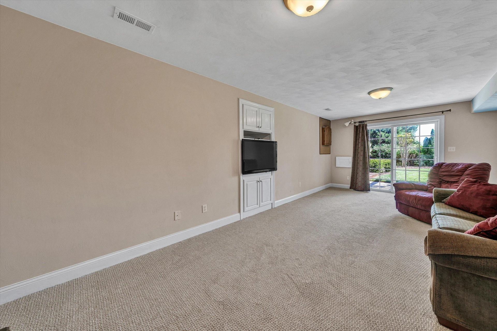 6210 Crumpacker DR - Photo 41