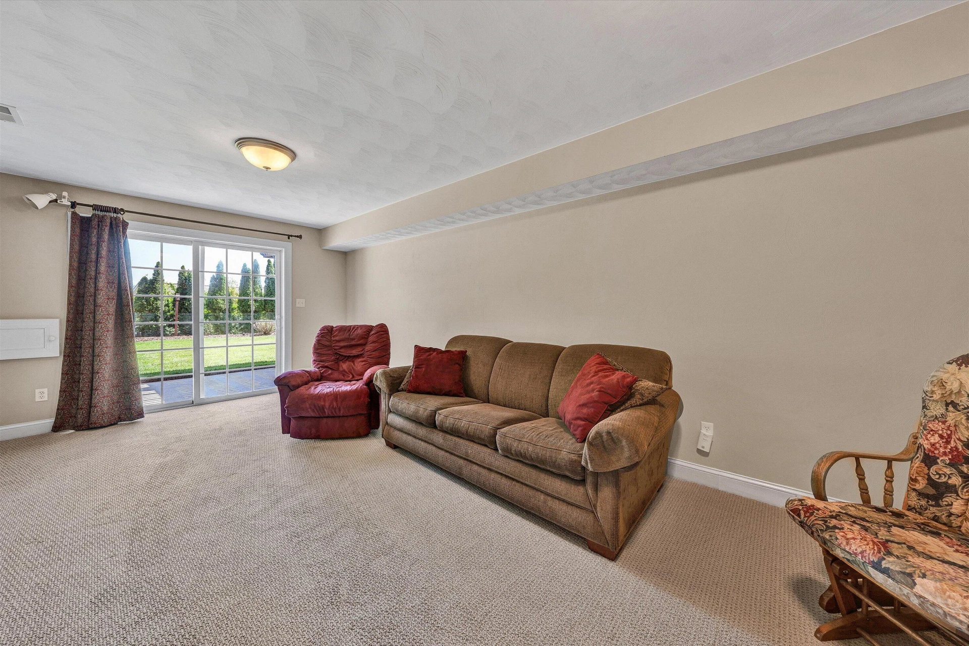 6210 Crumpacker DR - Photo 42