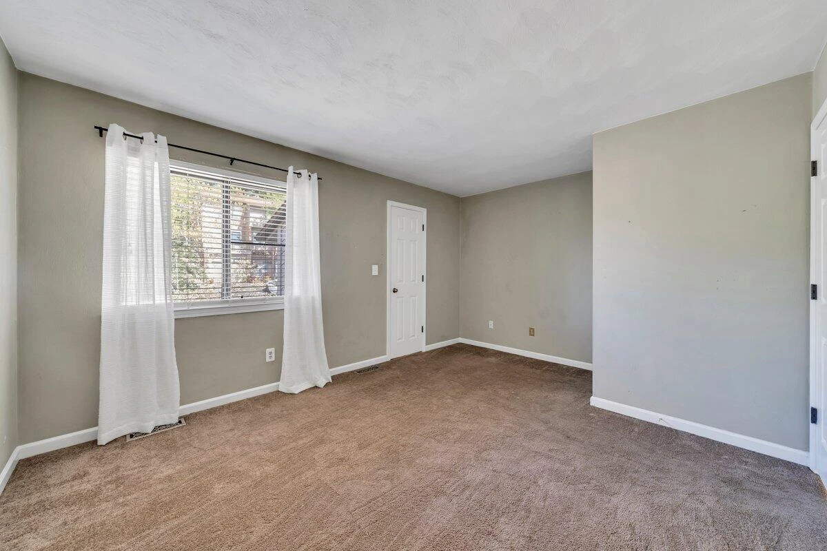 3426 Morning Dove RD - Photo 5
