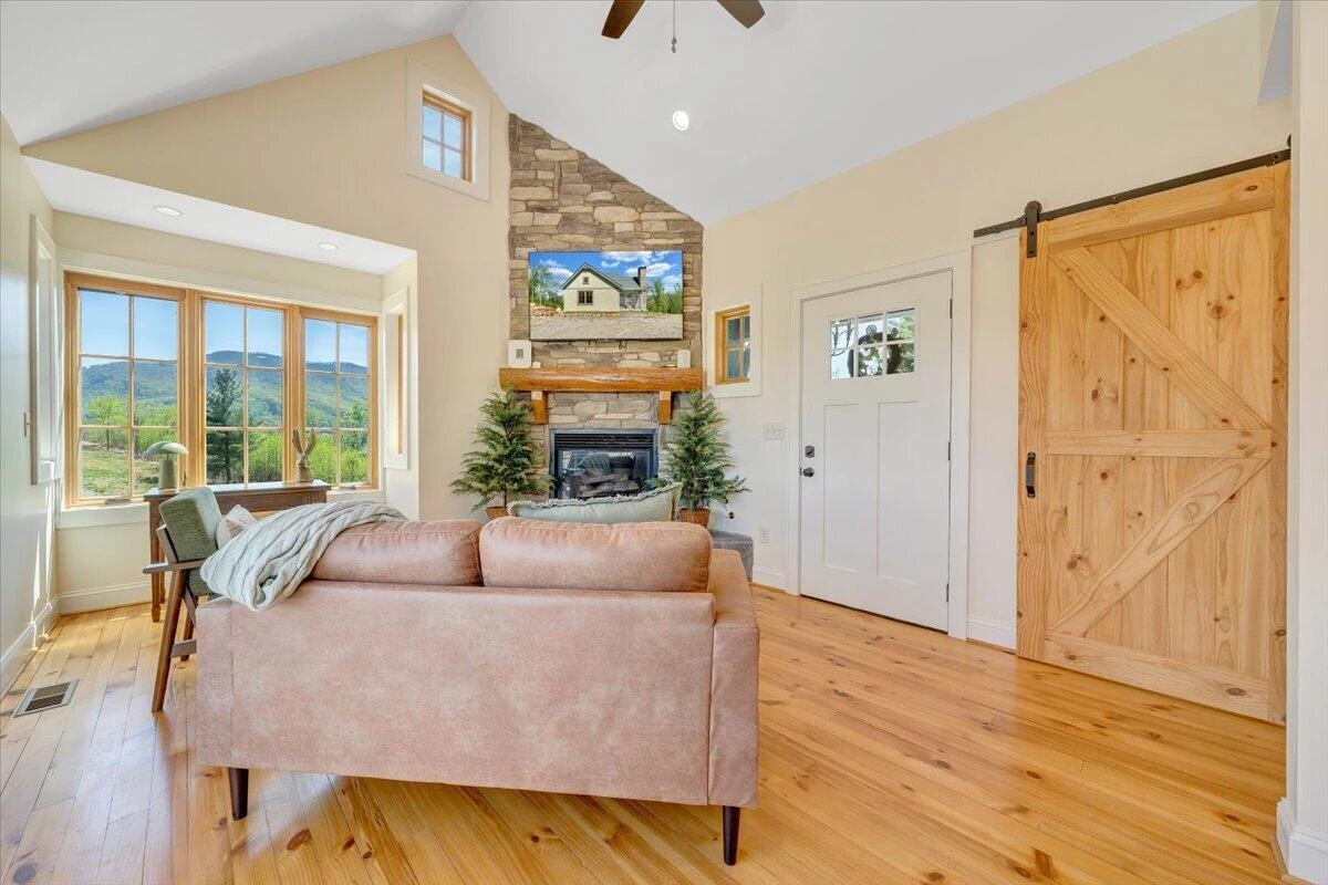175 Hayden Mountain RD - Photo 26