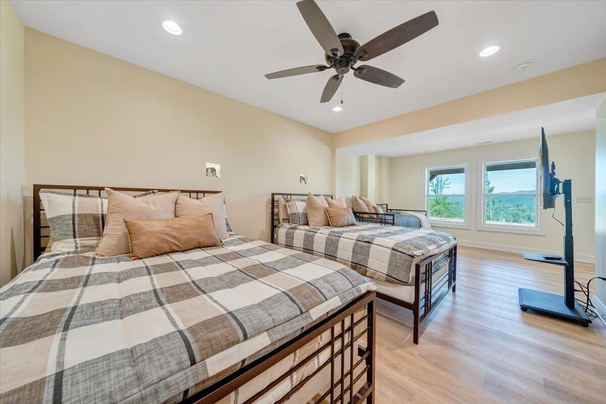 175 Hayden Mountain RD - Photo 44