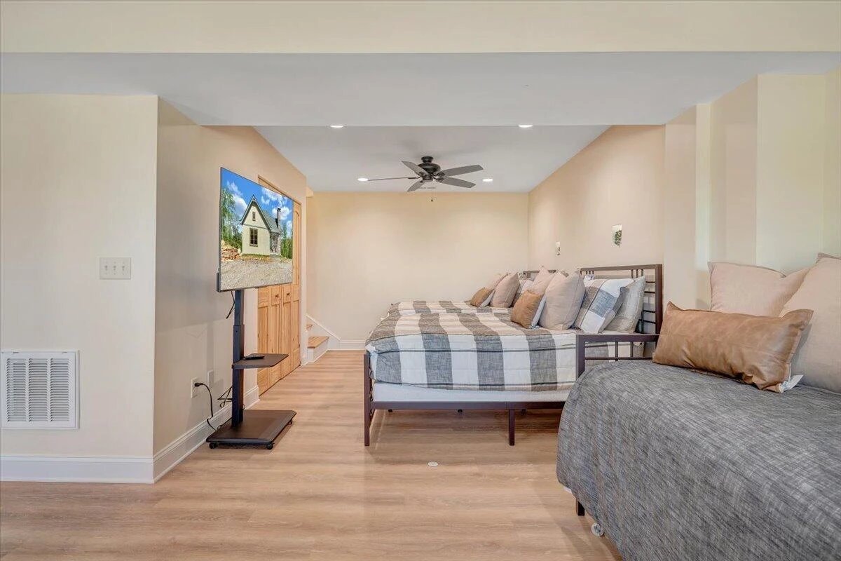 175 Hayden Mountain RD - Photo 48