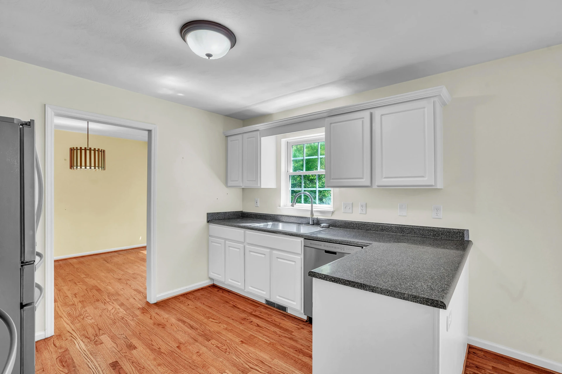 7607 Peebles LN SW - Photo 14