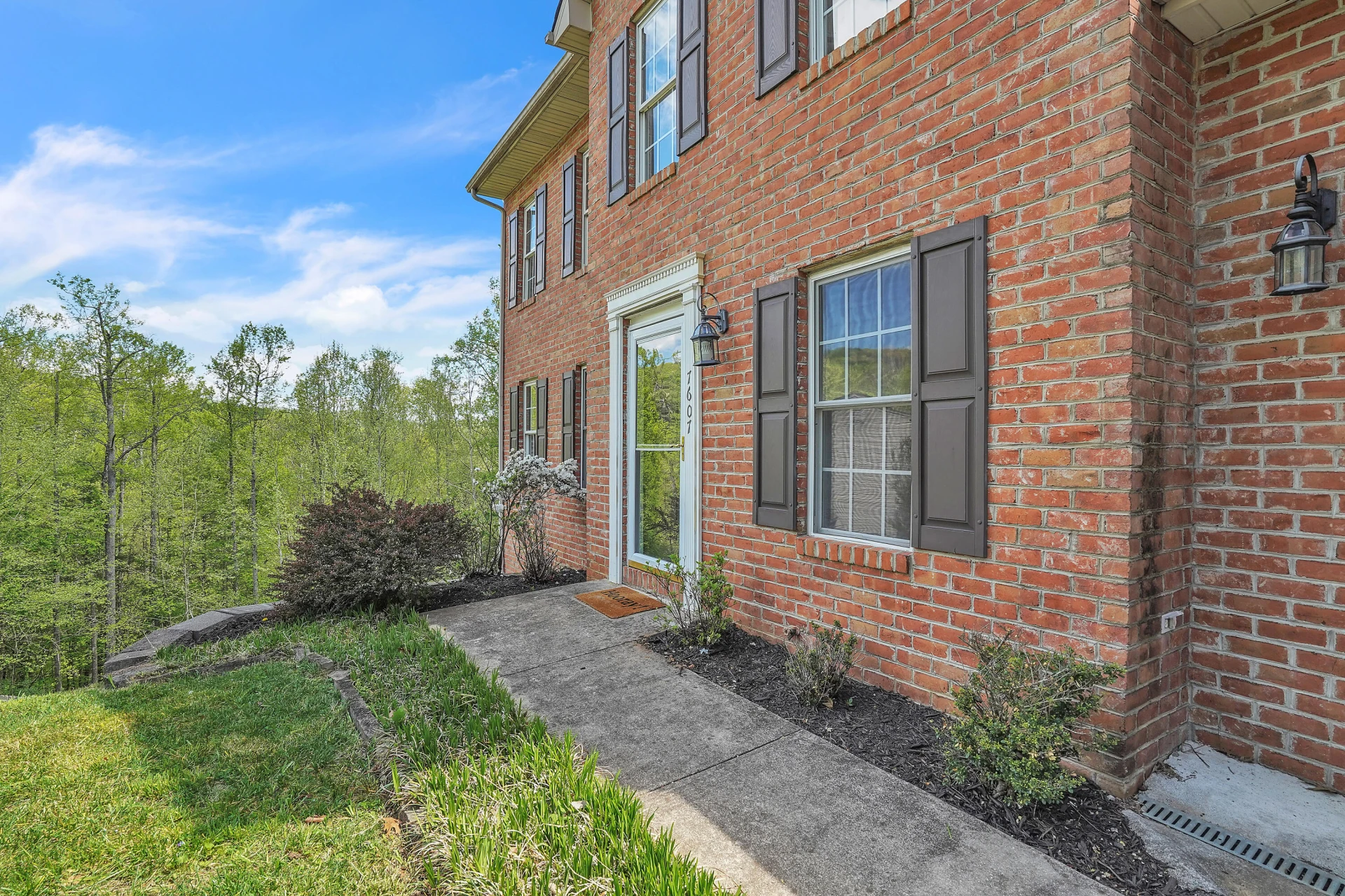 7607 Peebles LN SW - Photo 5