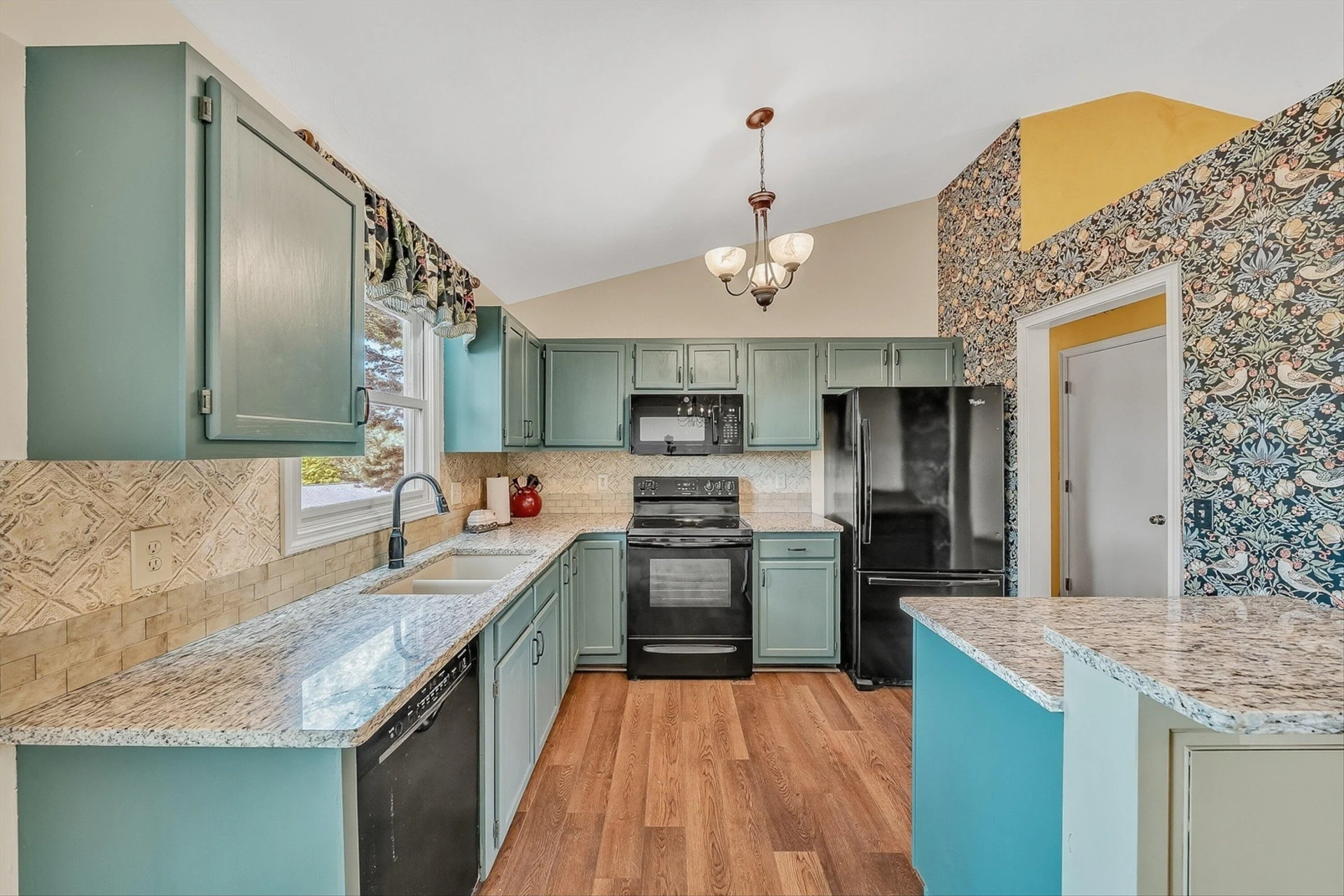 300 Brittany LN - Photo 10