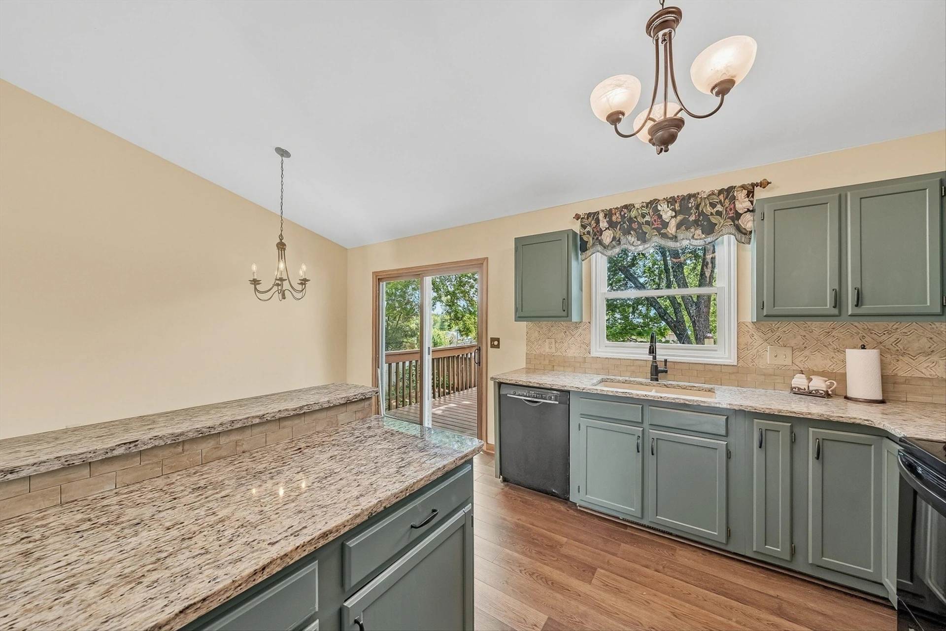 300 Brittany LN - Photo 12