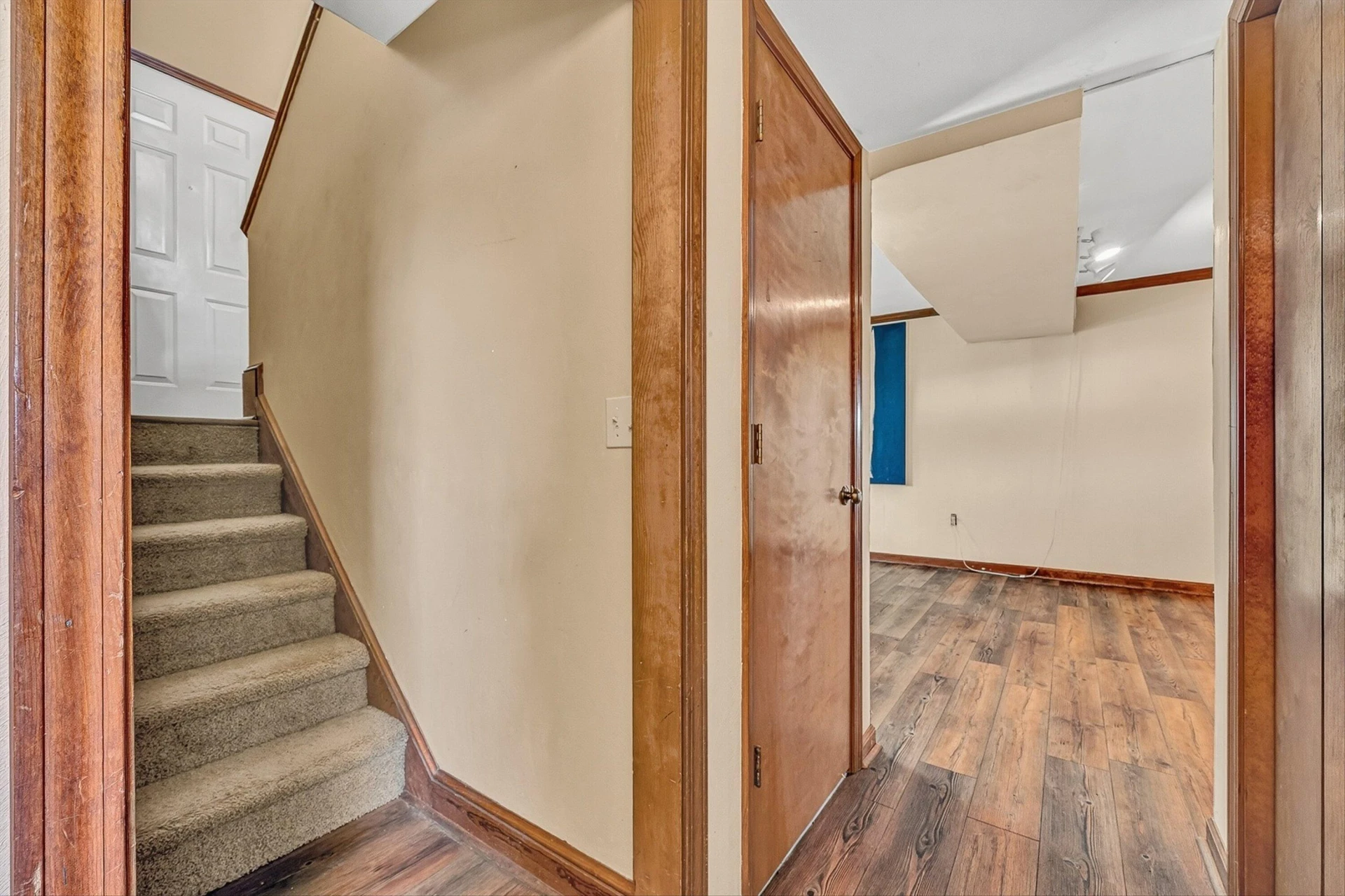 300 Brittany LN - Photo 26