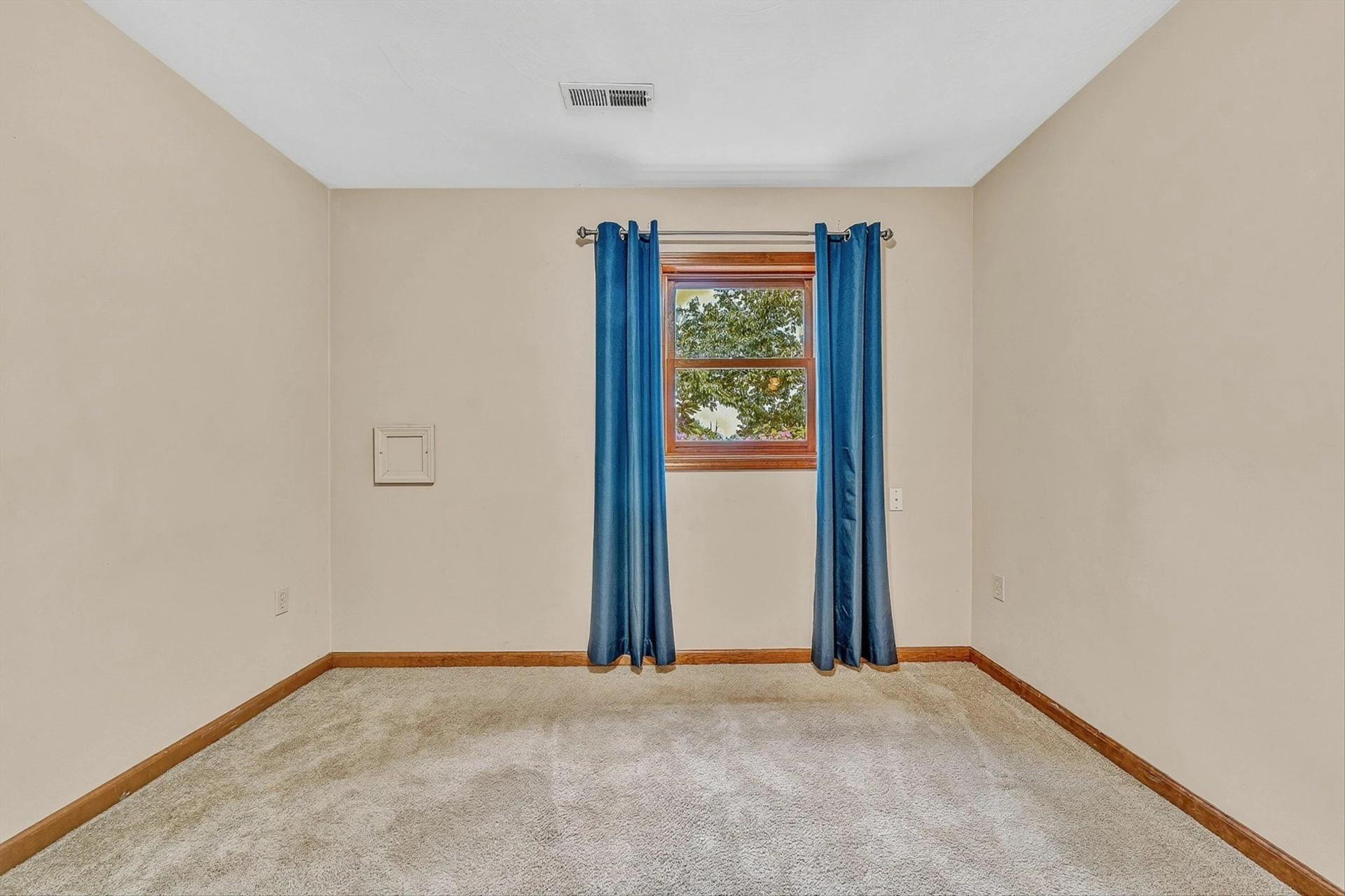 300 Brittany LN - Photo 29