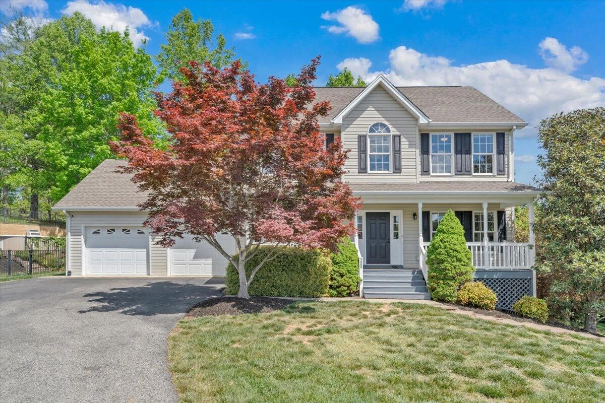 1365 Lakeridge CIR