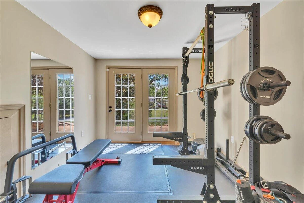1365 Lakeridge CIR - Photo 38
