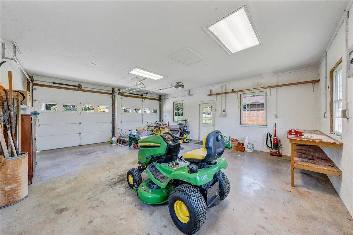 935 Bonbrook Mill RD - Photo 23