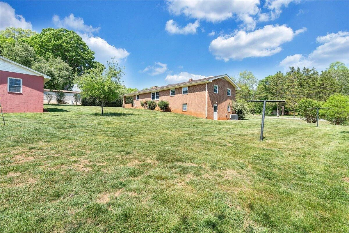 935 Bonbrook Mill RD - Photo 31