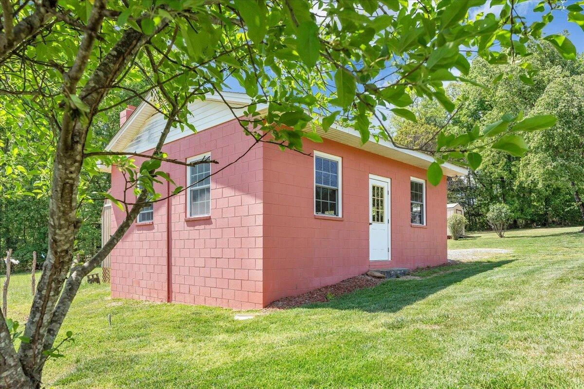 935 Bonbrook Mill RD - Photo 32
