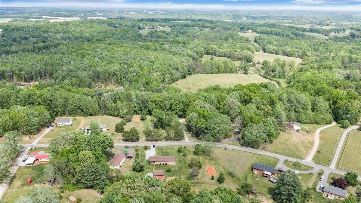 935 Bonbrook Mill RD - Photo 46