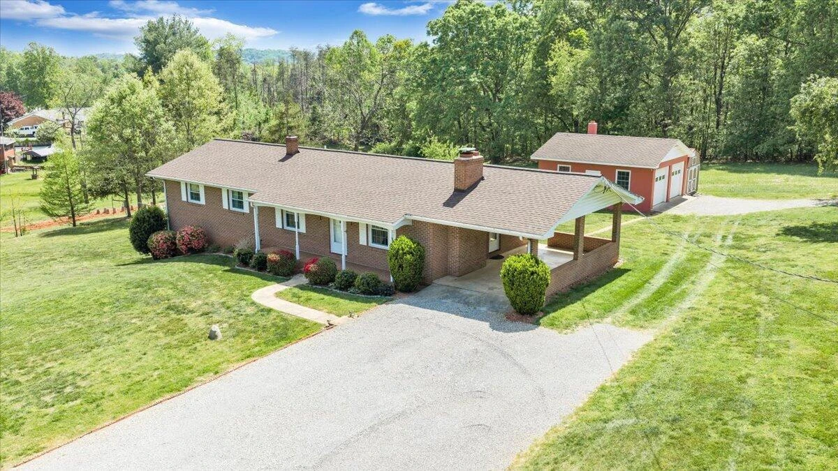 935 Bonbrook Mill RD - Photo 54