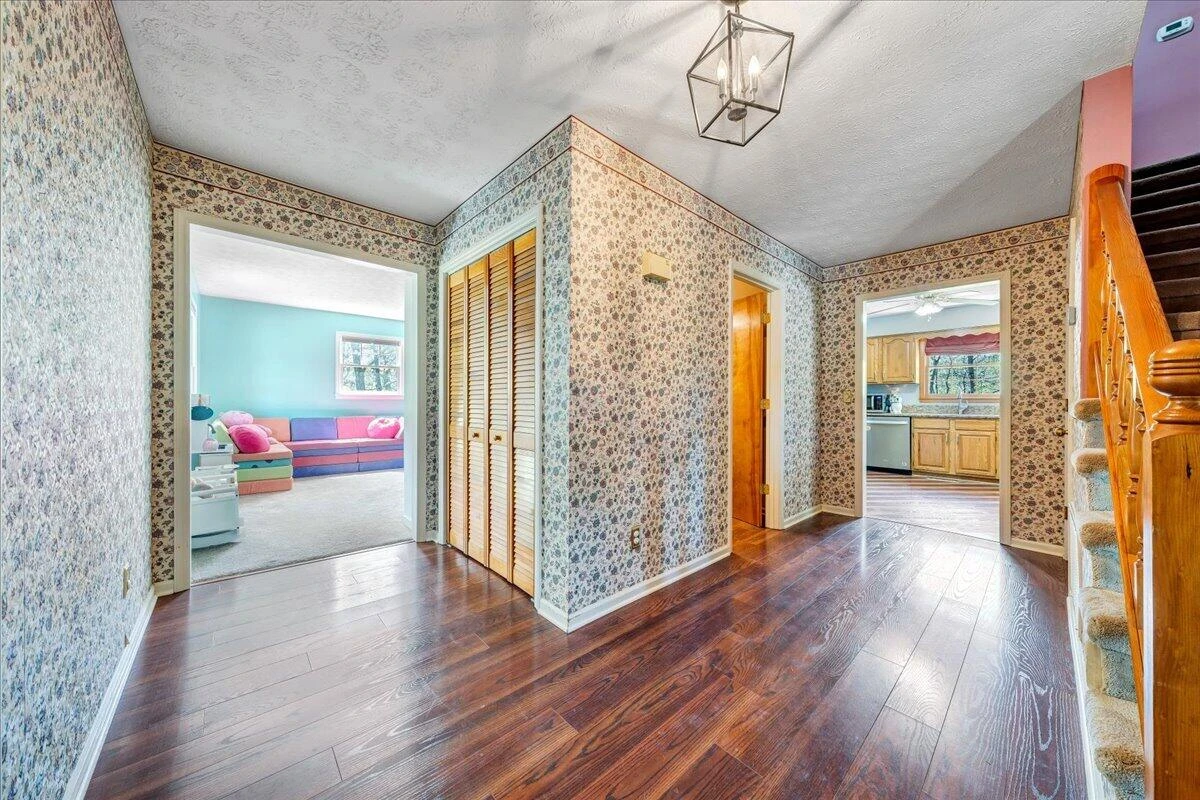 310 Sammys RD - Photo 10