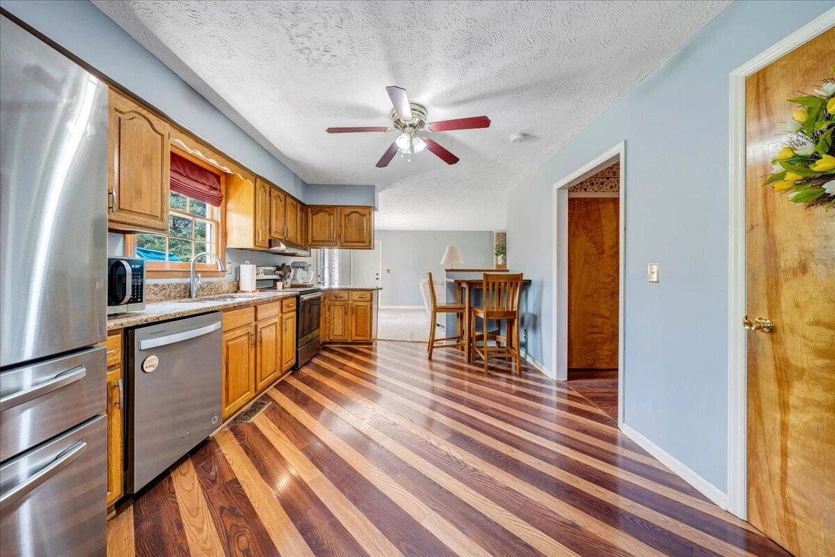 310 Sammys RD - Photo 13